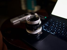 105mm_2.5_nikon